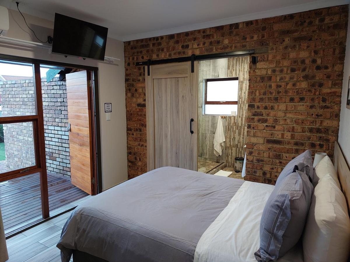 Twins Guest House Astoni 밴더바일파크 객실 사진